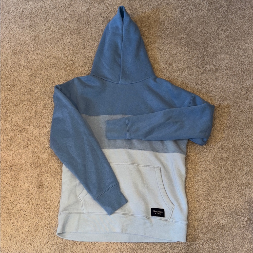 Abercrombie & Fitch Relaxed Blue Fleece